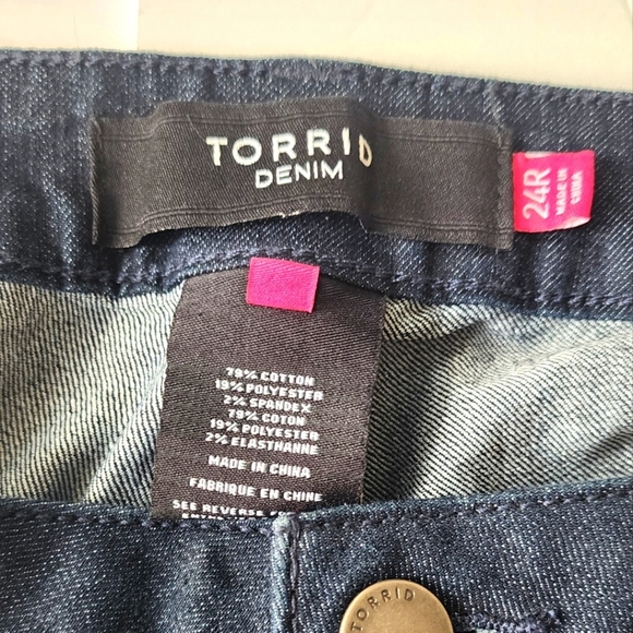 Torrid Denim Dark Blue Women's Plus Size Jeans Size 24R - Picture 5 of 5
